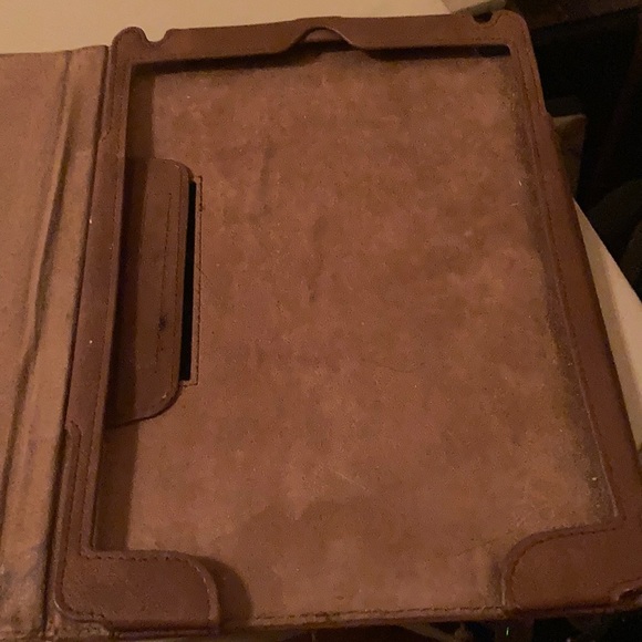 iPad case by Snugg.   7 x 9 1/2” - Picture 3 of 4